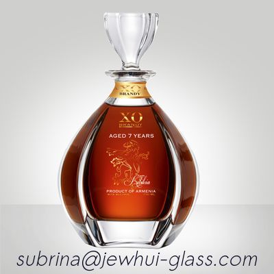 comprare Clear Empty  XO, brandy ,  Vodka Liquor Gin Rum Tequila Whisky Brandy Spirit Glass Bottle With Solid Glass Stoppers fabbricazione online