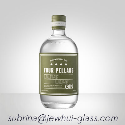 Buon prezzo Bottiglia in vetro di gin classico Perfetto per distillatori artigianali ed esportatori di bevande con vetro spessa e finitura elegante in linea