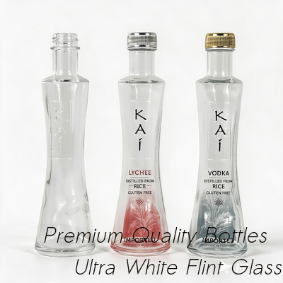Buon prezzo Bottiglie di vetro di metallizzazione dorata da 50 ml/100 ml/ 500 ml/ 700 ml in linea