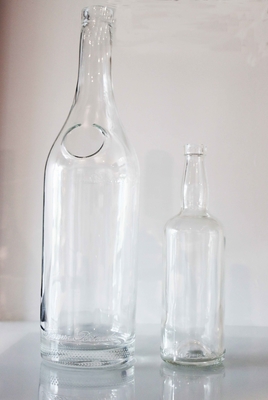 Buon prezzo Timbratura calda di legno di Cork Large Alcohol Bottle ISO9001 impressa in linea