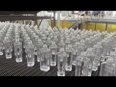 OEM Bottiglia di vetro di whisky Stampaggio a caldo Bottiglie di whisky decorative